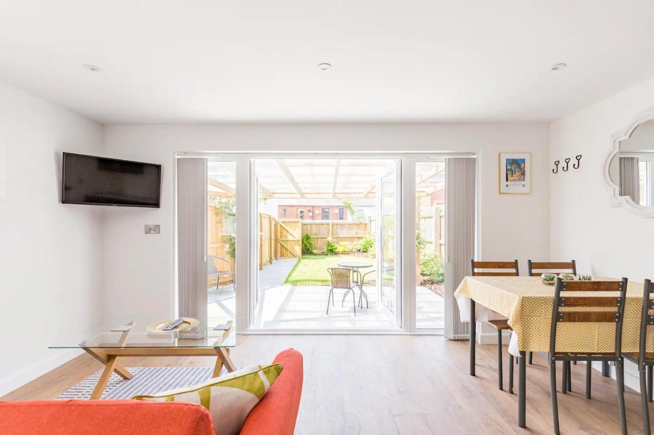 Charming Chester Studio With Private Garden & Free Parking Dış mekan fotoğraf