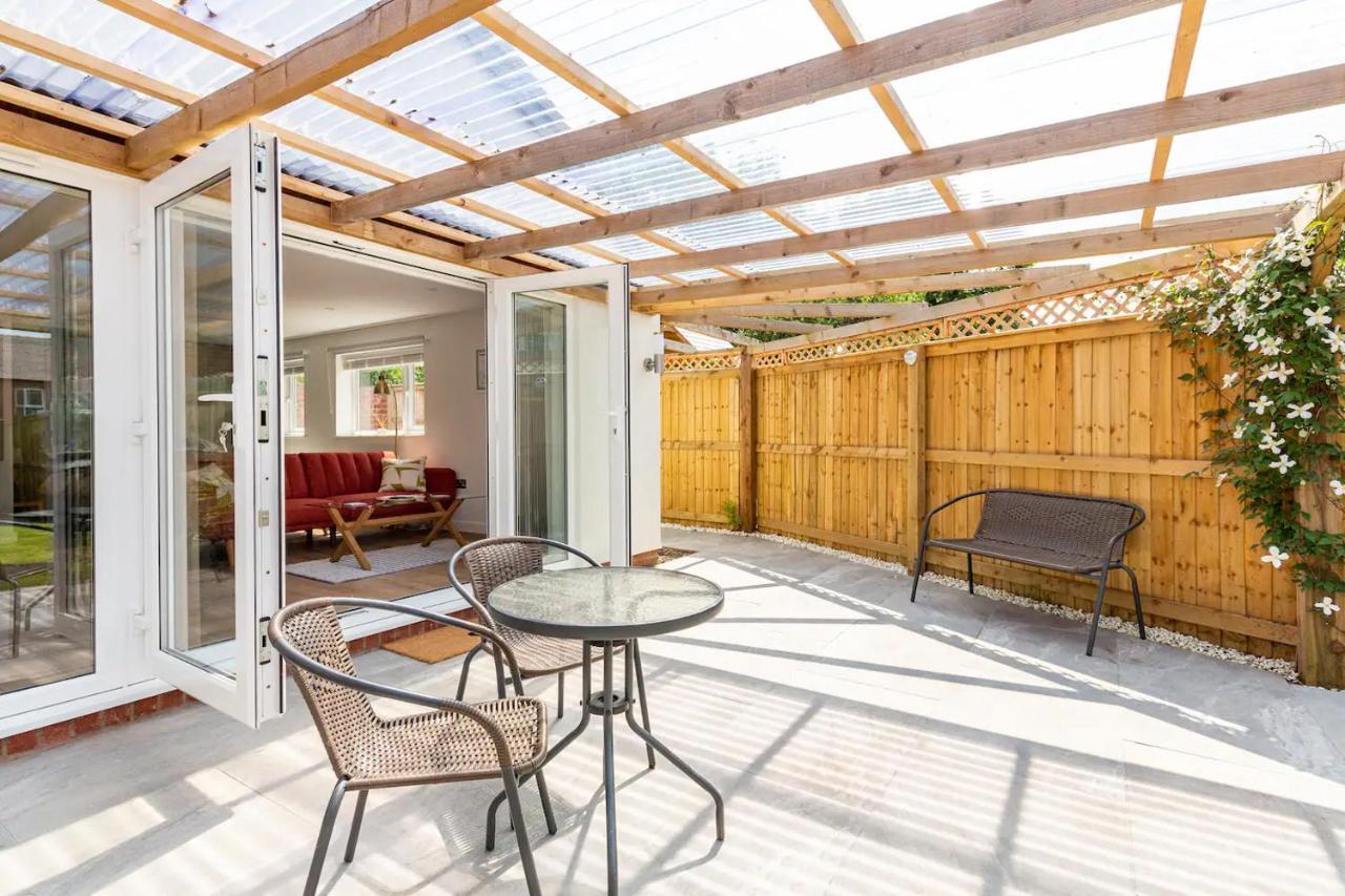 Charming Chester Studio With Private Garden & Free Parking Dış mekan fotoğraf
